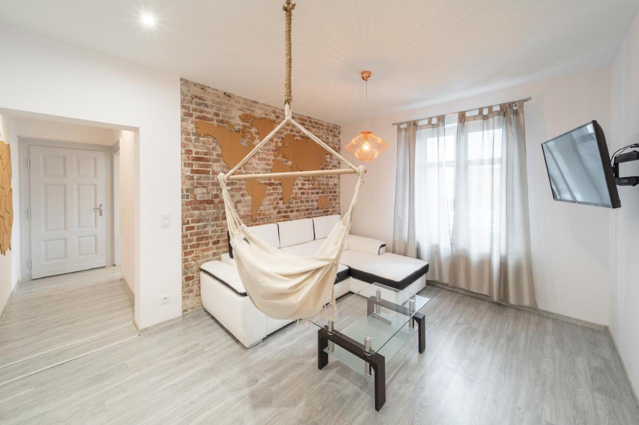 Around The World Vision Apartment - Centrum Opole Ngoại thất bức ảnh