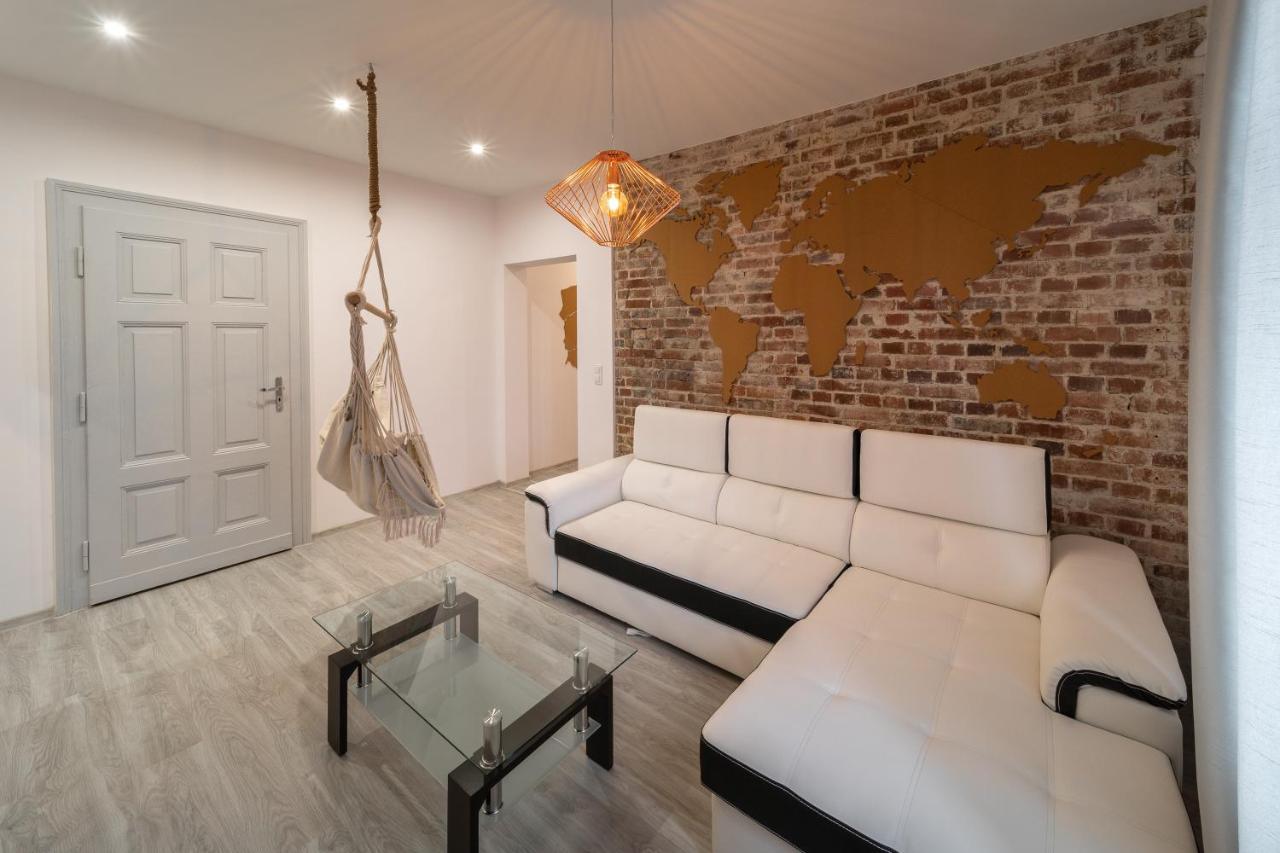 Around The World Vision Apartment - Centrum Opole Ngoại thất bức ảnh